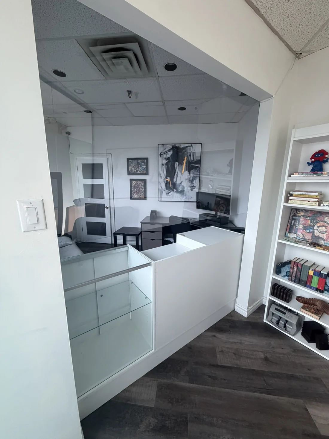 The Greater Toronto Gold buying counter and display case